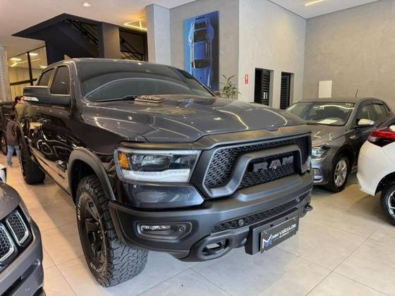 RAM 1500 5.7 V8 GASOLINA REBEL CD 4X4 AUTOMÁTICO RAM 1500 5.7 V8 GASOLINA REBEL CD 4X4 AUTOMÁTICO